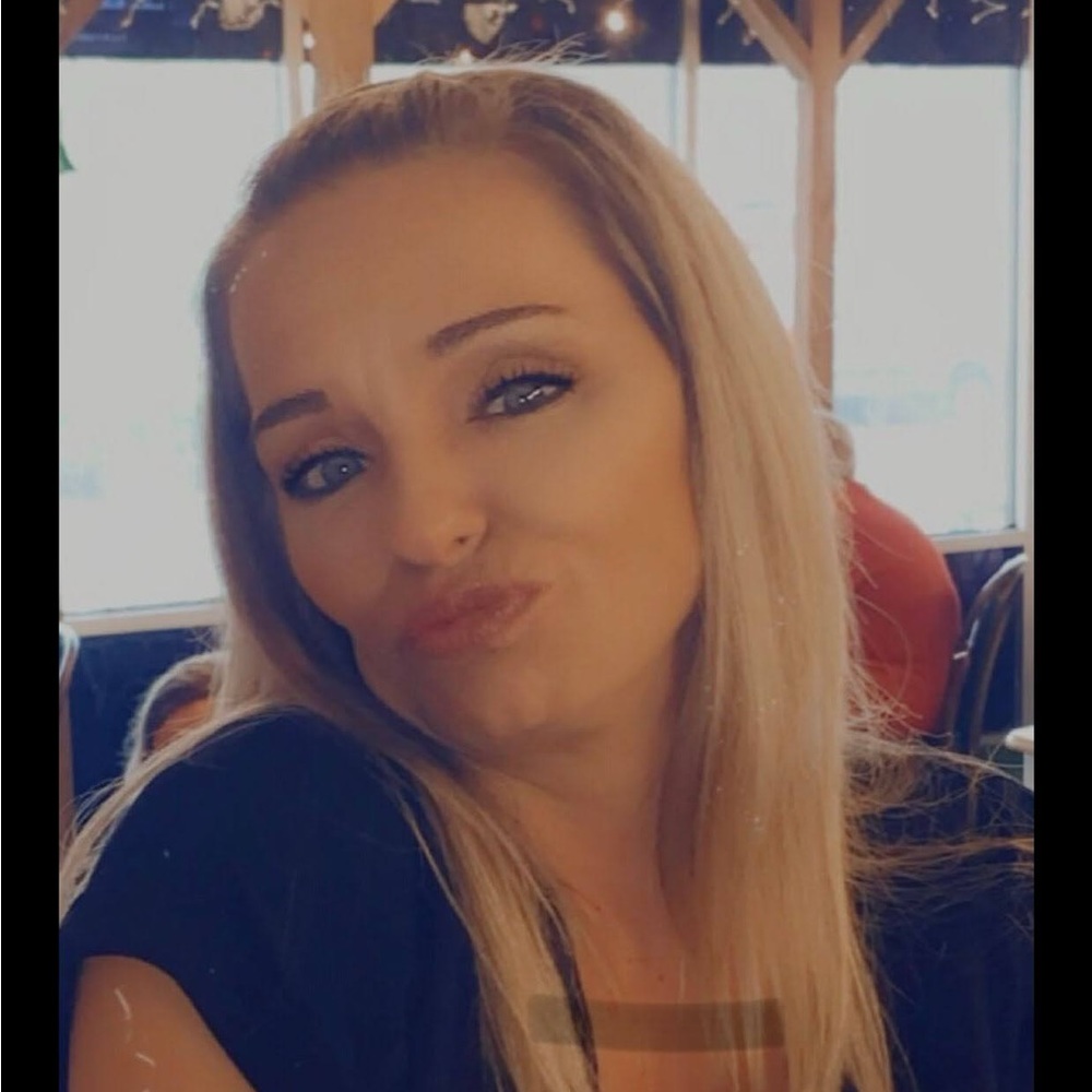 Meet your Posher, Alisha